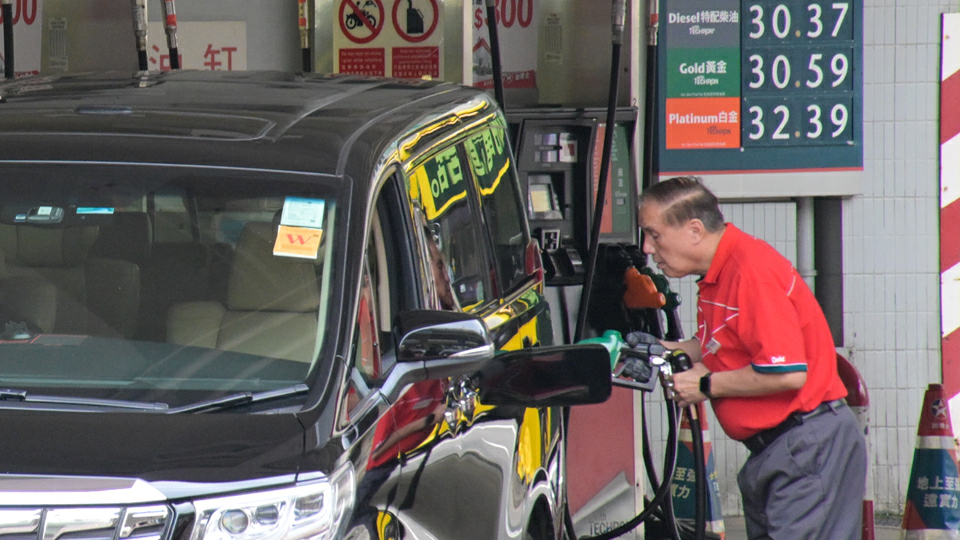 謝展寰：本港燃油供應穩定 4·1起每周公布油公司折扣價與國際成品油價