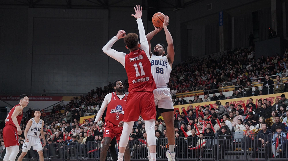 作客78:69擊敗長沙勇勝 香港金牛締七連勝季後賽鬥鹽南蘇科雄獅