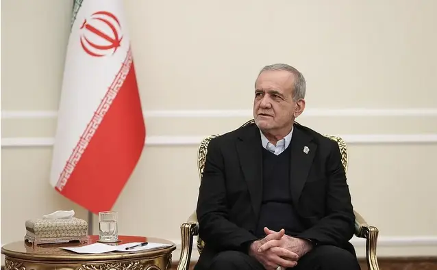 伊朗總統：美以停止侵略才能結束戰爭