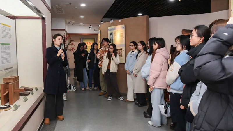 品湘茶之韻  湖南師範大學新聞與傳播學院師生走進湖南省茶業集團