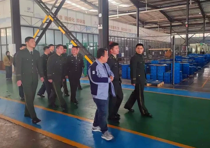 皖屯溪區：「榮耀黃山」探企送崗 政策暖心「兵」至如歸