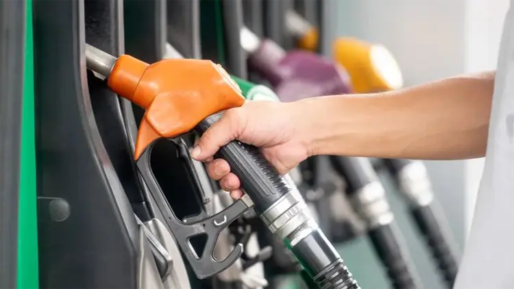 為什麼要對成品油價格採取臨時調控措施？專家解讀