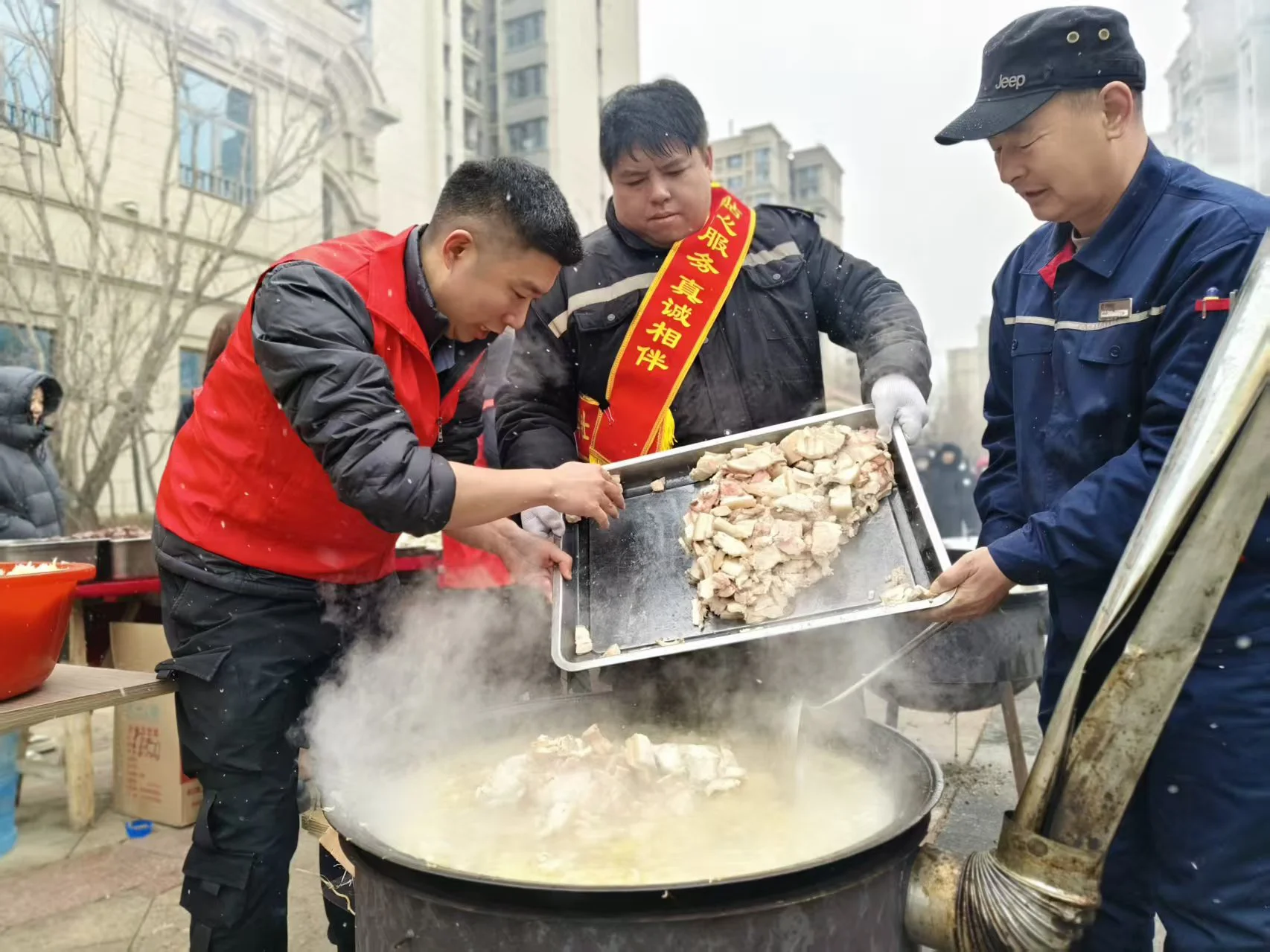 哈市香坊區黎明街道融恆社區：煙火美食架起鄰里連心橋
