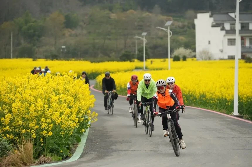 從「看風景」向「玩風景」 皖黟縣創新解鎖鄉旅「新花樣」