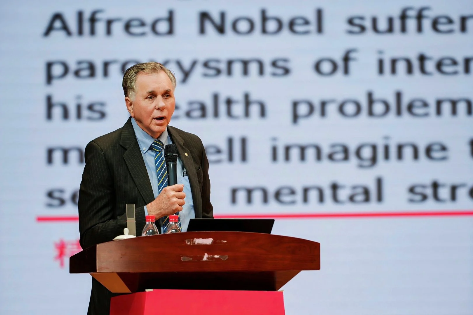 「中西互鑒，守正創新」     諾獎得主巴里·馬歇爾教授到訪廣州中醫藥大學