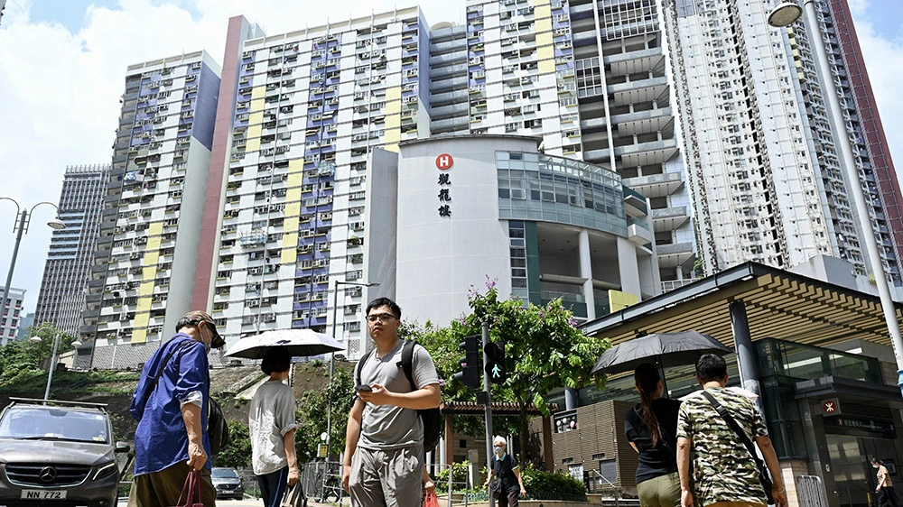 公屋入息限額平均上調 2.8% 資產限額上調1.4% 4月1日生效