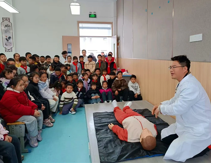 皖黟縣宏村學校：導師護航校園安全