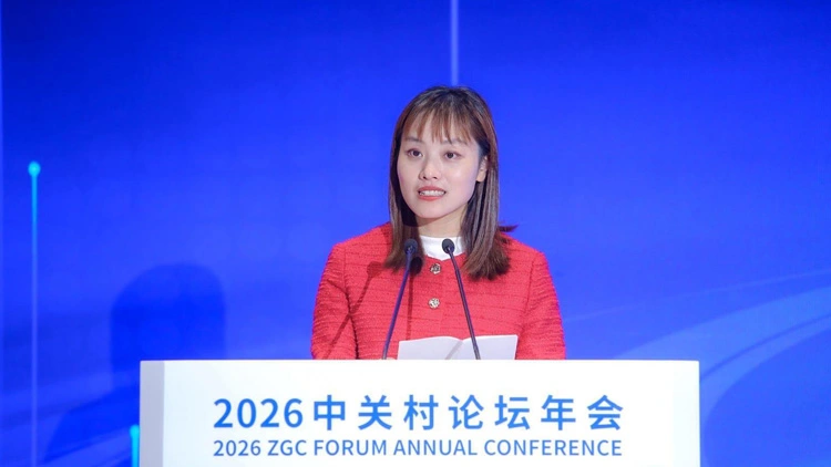 張曼莉：香港正系統化推進人工智能全鏈條布局