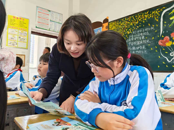 湖南邵東：銀校攜手織密「防護網」 金融活水潤澤「少年苗」