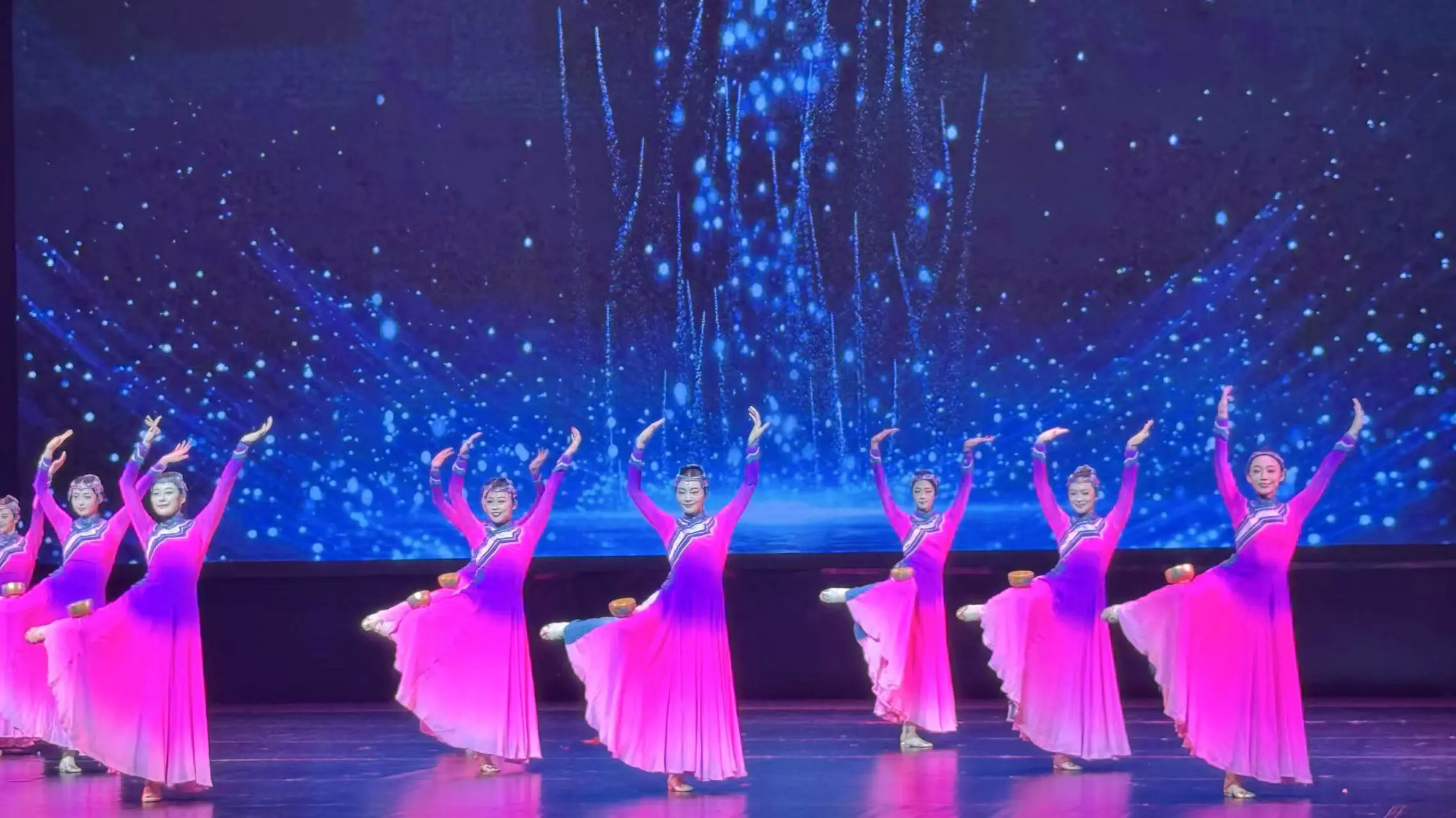 國家級文藝盛宴盛大啟幕 中國煤礦文工團攜精品舞劇獻演漳州