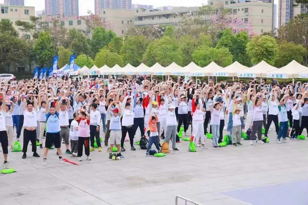 APEC「中國年」前奏曲！坪山市民用腳步丈量「半城山水」生態之美