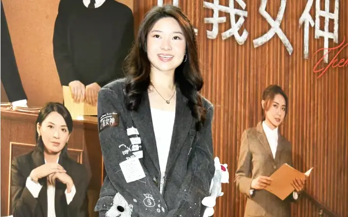 有片 ︳【娛樂】許紹雄遺作首播 女兒許惠菁分享父親拍攝難忘事