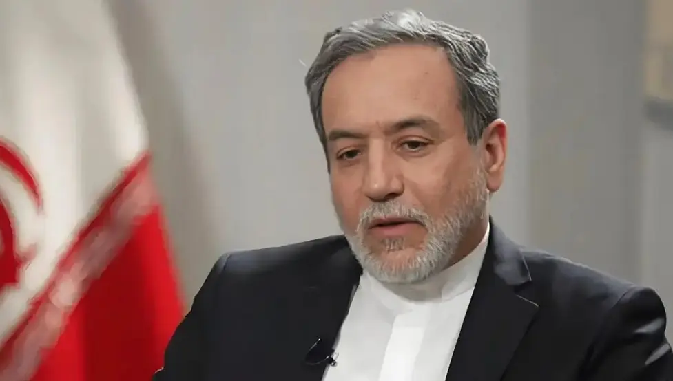 伊朗外長說將繼續針對「侵略者」開展「防禦行動」