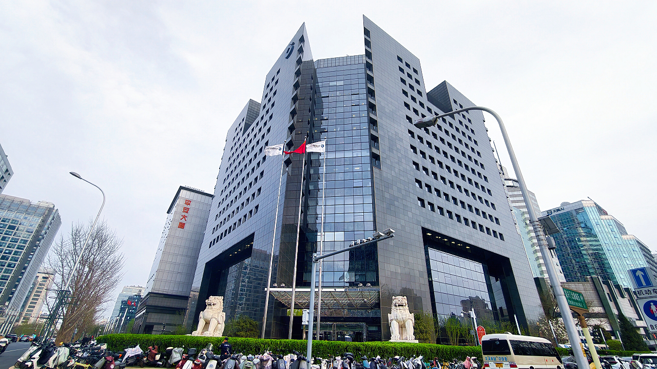 2025年業績逐季向好 核心指標領先同業 建行：有信心實現經營長期穩健