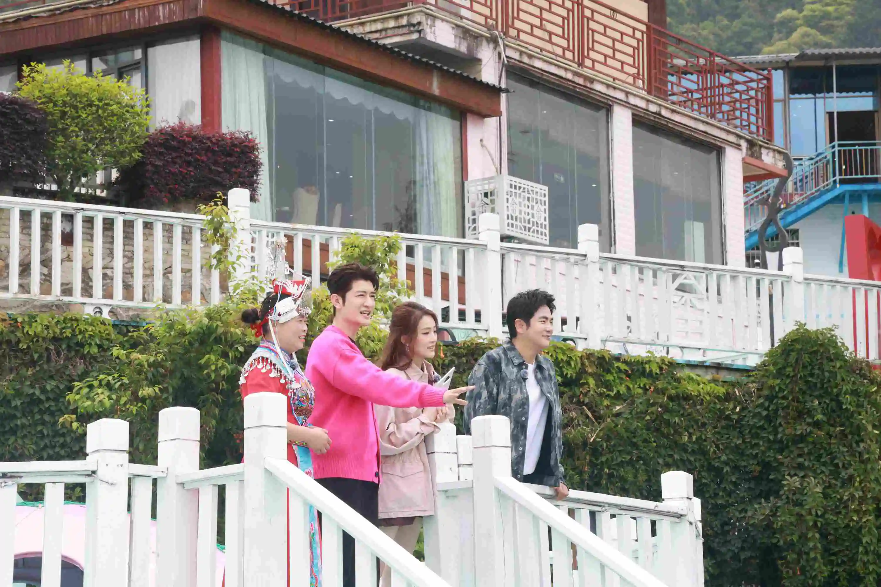 明星探訪華安世遺 沈浸式感受民族文旅魅力