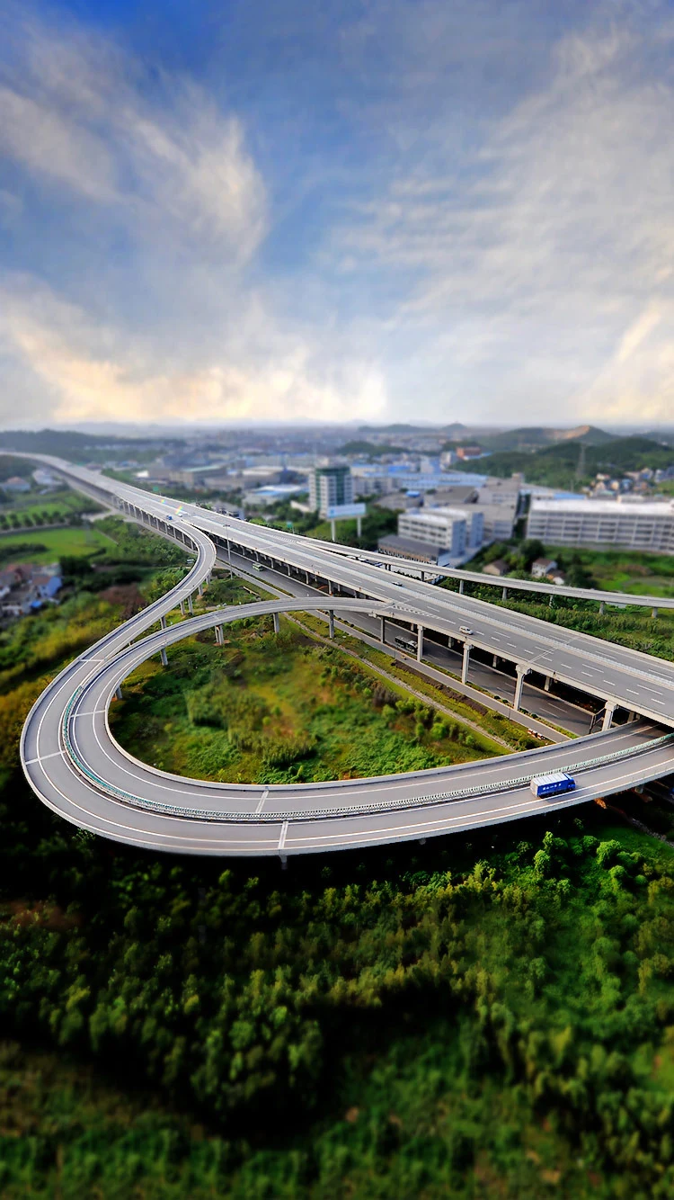 浙江滬杭甬高速2025年賺53.24億元人民幣