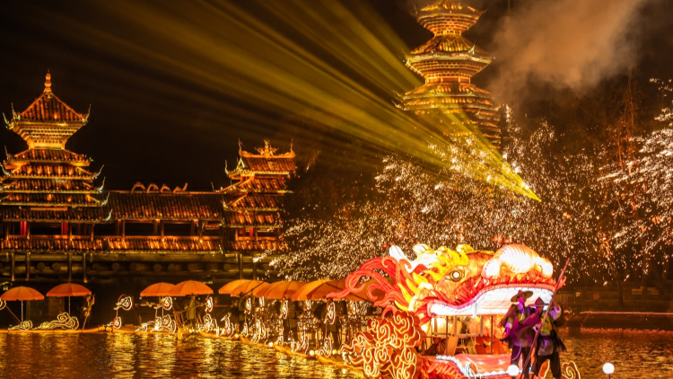 跨越古今 國風拉滿！快來打卡深圳夜遊新地標