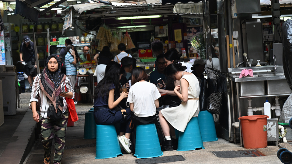 4·1起食肆露天座位申請採用新「會審」機制並精簡程序