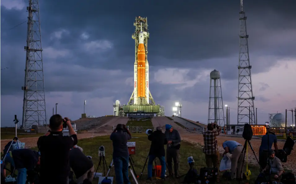 美國載人繞月任務作最後準備 獵戶座飛船擬明早發射