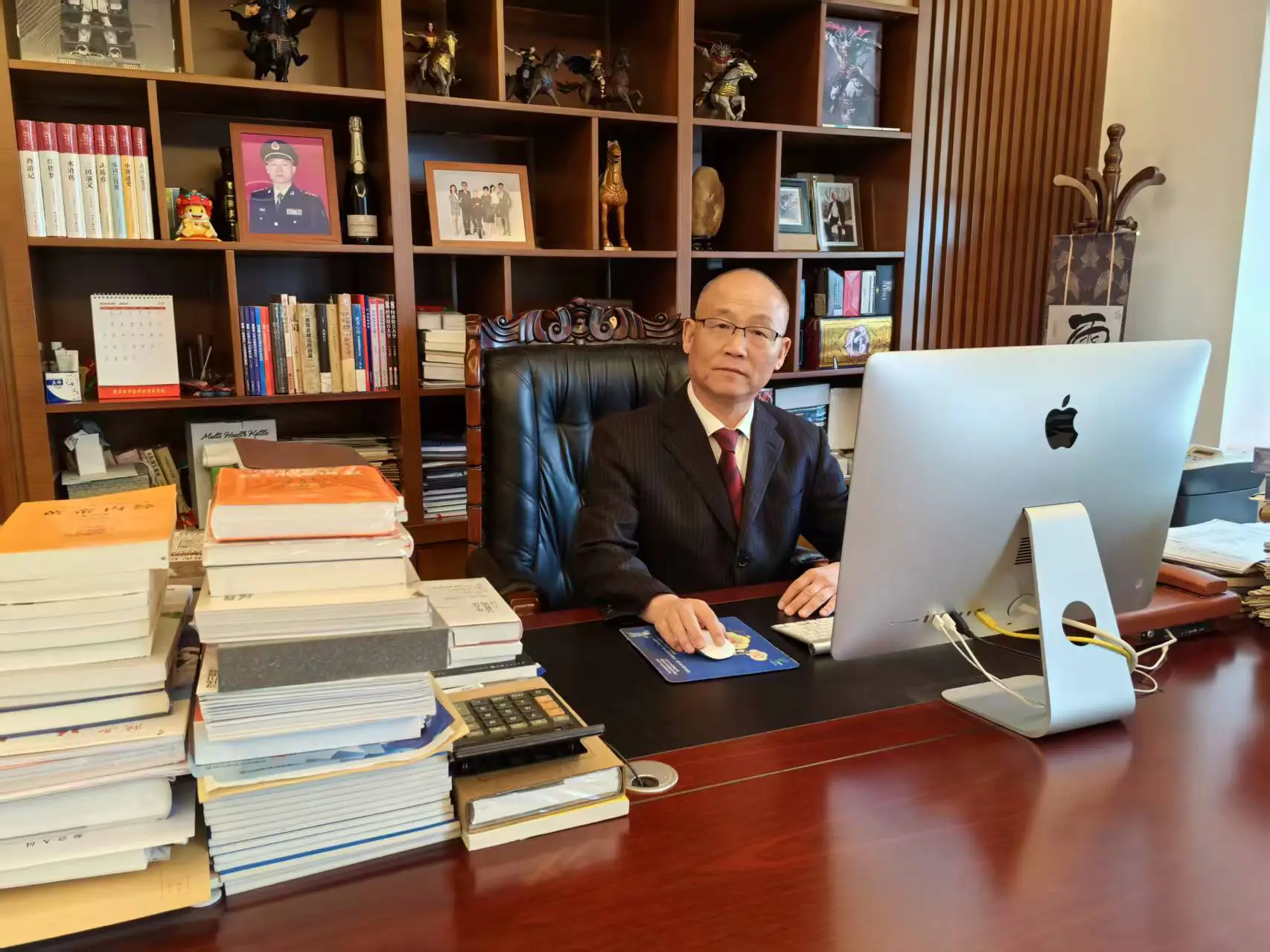 豪擲百億背後的「陝味兒」硬漢：程延的逆襲人生與慈善江湖