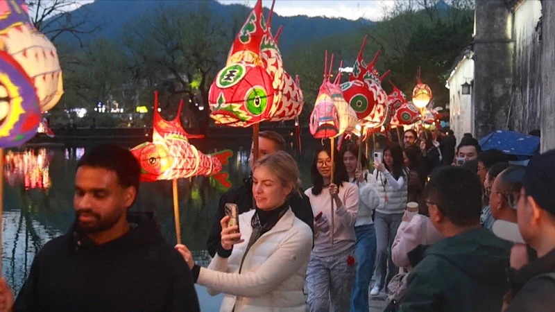 皖黟縣：多國留學生古村研學收穫多