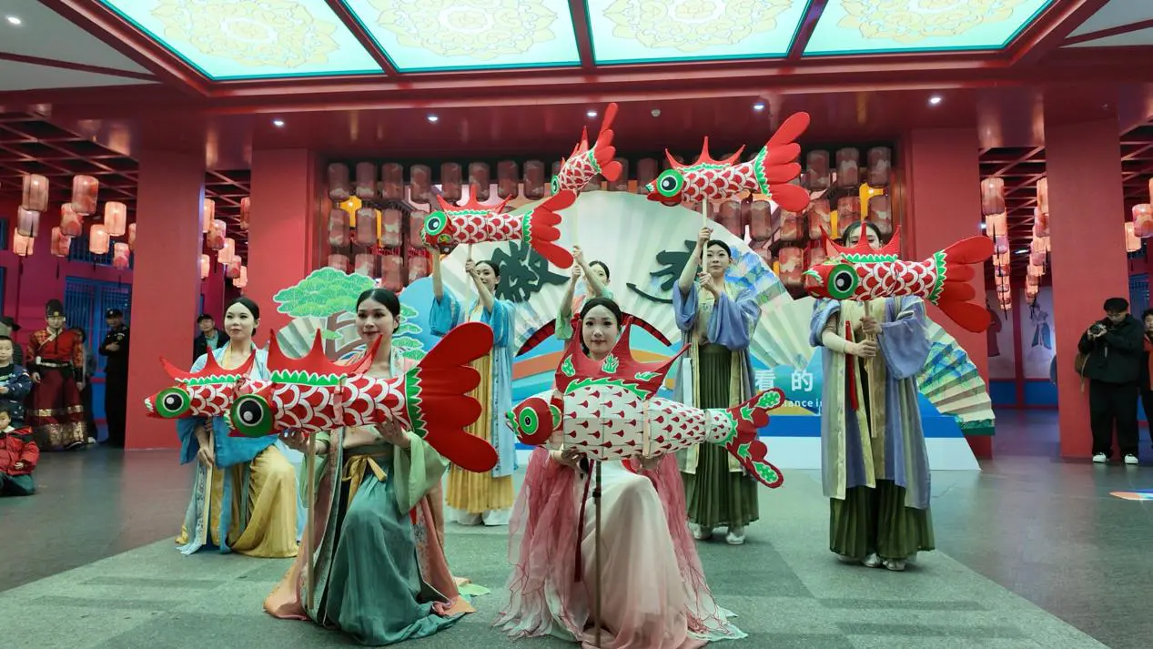 黃山徽秀景區迎來首批體驗團  皖屯溪春假研學遊升溫