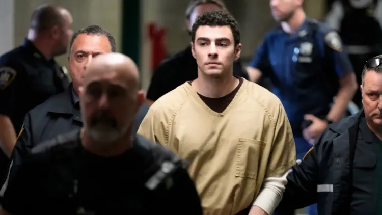 槍殺聯合健康CEO嫌疑人審判延期至9月