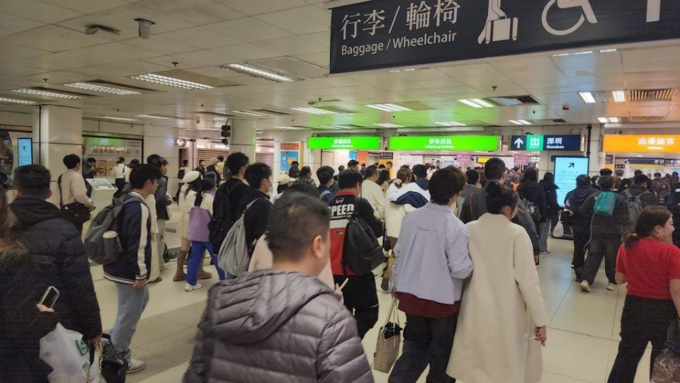 復活節小長假丨截至5日10時 逾22萬人次出入境