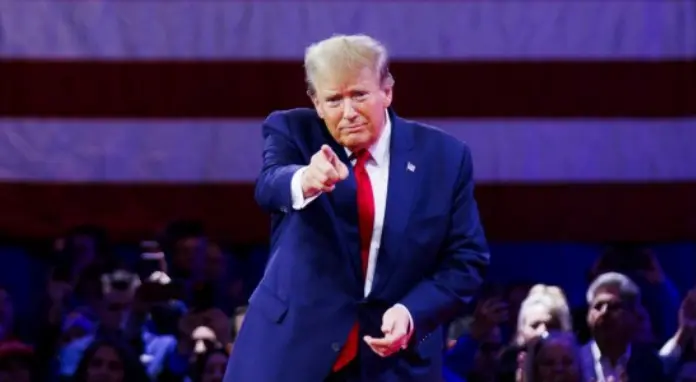 特朗普暗示「最後通牒」再延遲1天