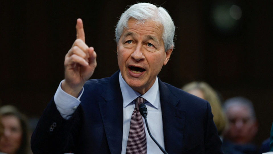 摩根大通總裁警告：中東戰爭恐推高全球通脹與利率