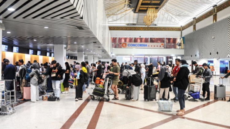 應對高油價 印尼上調燃油附加費和機票價格