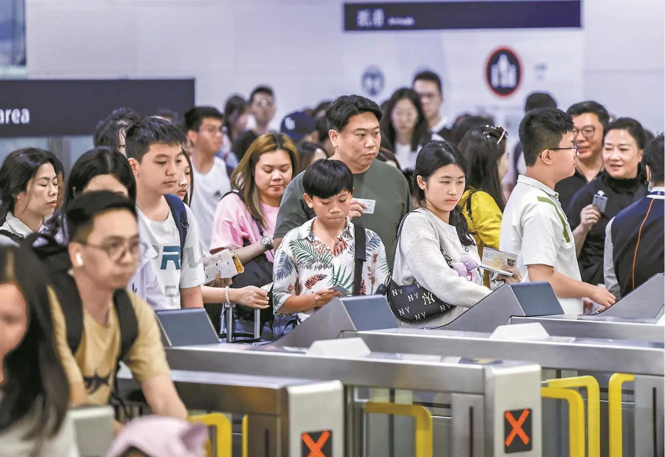 復活清明長假結束 逾61萬港人昨返港