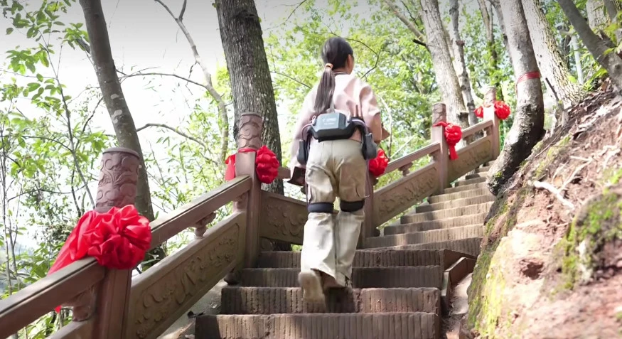 皖休寧縣：解鎖「爬山外掛」 科技賦能文旅新體驗