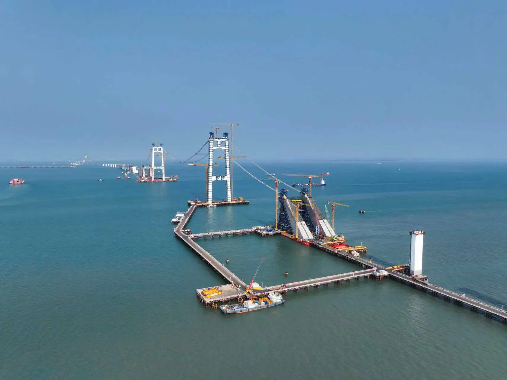 在漢央企助力！廈金大橋架起「空中生命線」