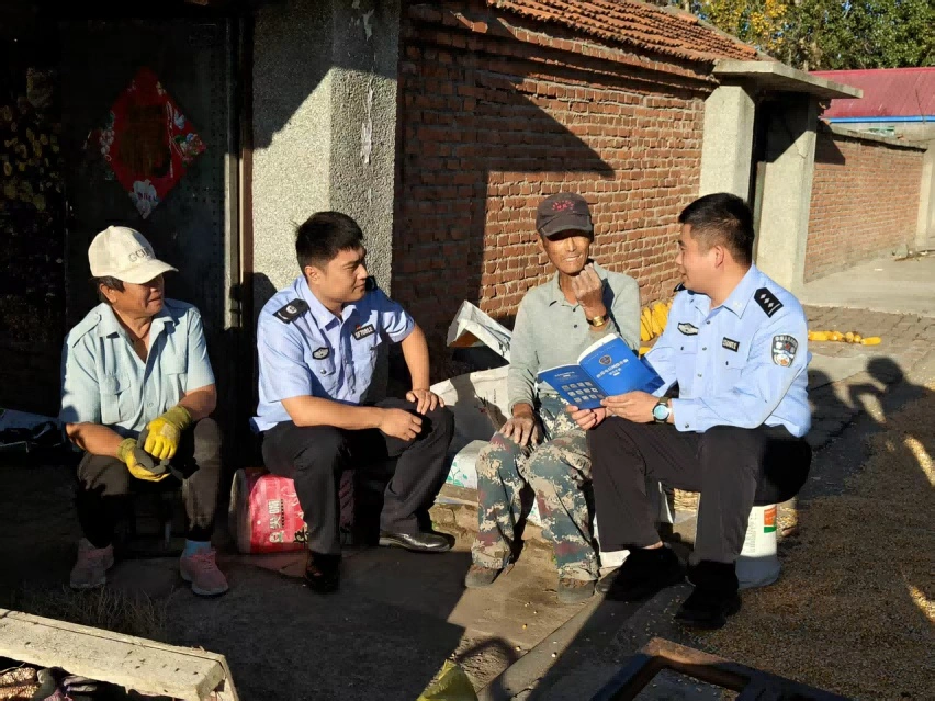 黑龍江雙鴨山雙柳河派出所：用「腳底板」丈量「民情路」