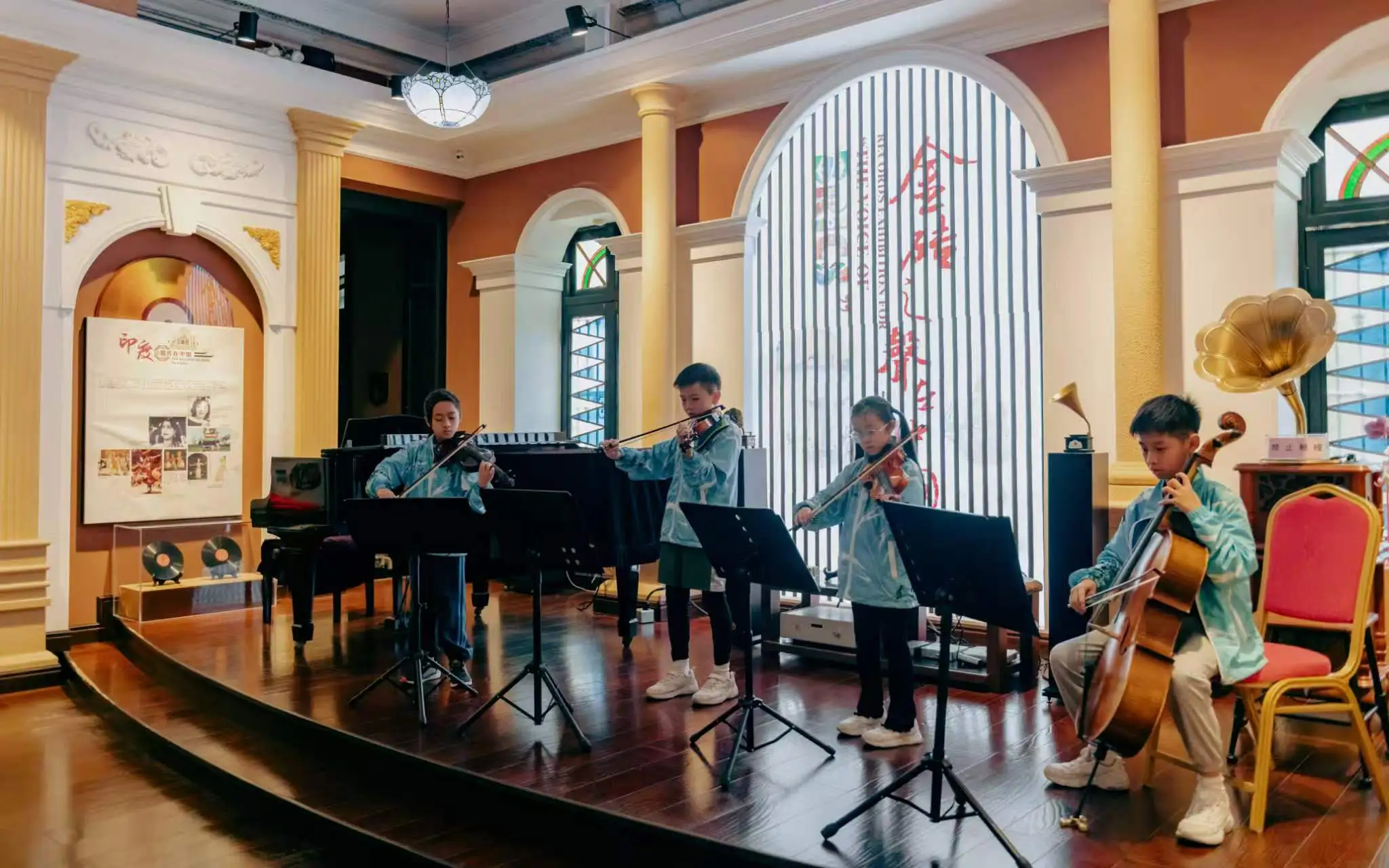 閩港學校開展交流活動 用音樂演繹兩地情誼