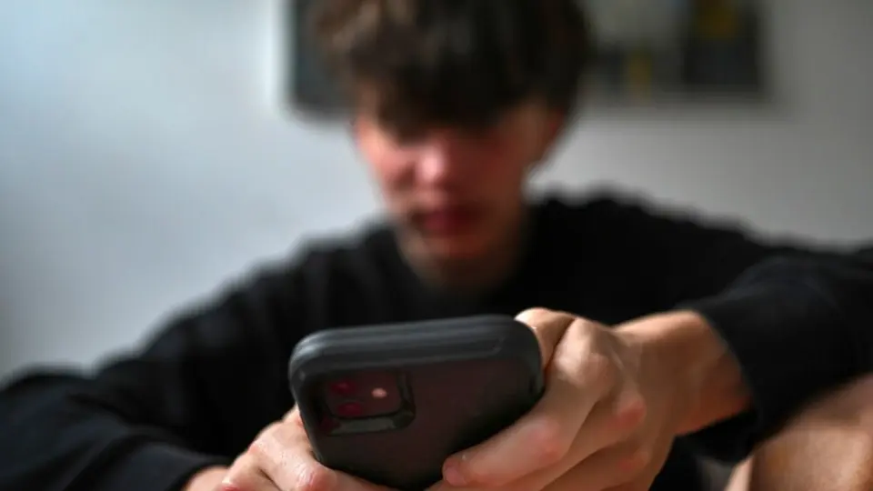 【港商圖說】禁止未成年人士使用社媒？