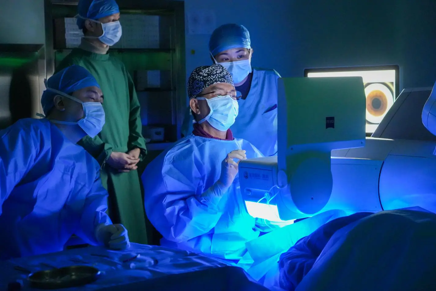 德國蔡司「SMILEPro11000例」授牌普瑞眼科，落地深圳普瑞院區