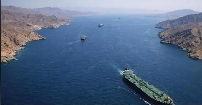 伊朗高官：開放霍爾木茲海峽必須獲得伊朗許可 