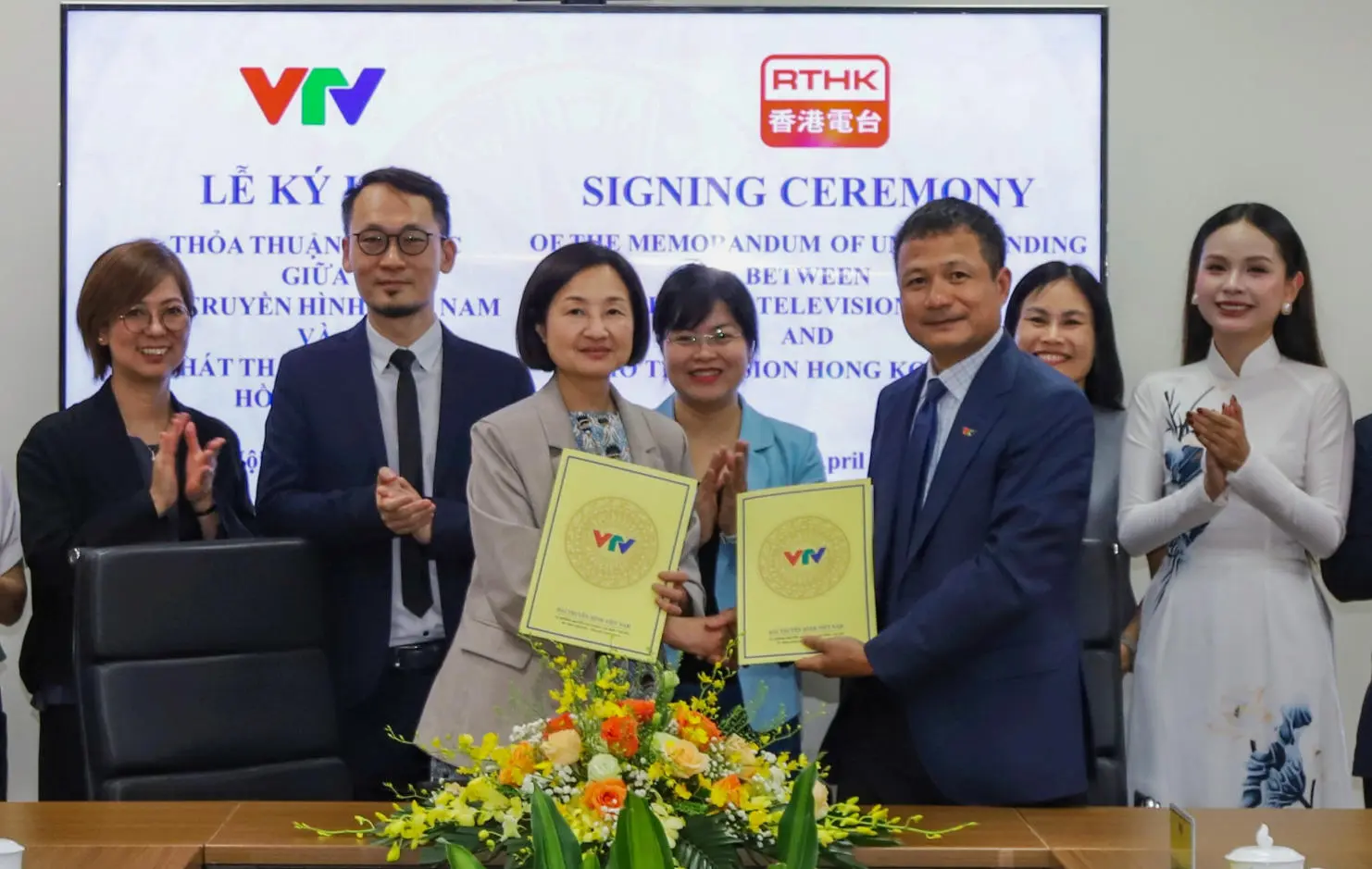 香港電台與越南兩大傳媒機構簽署合作備忘錄