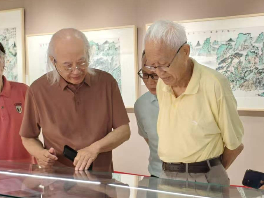 墨韻彩意寫八桂 傳統藝術煥新生