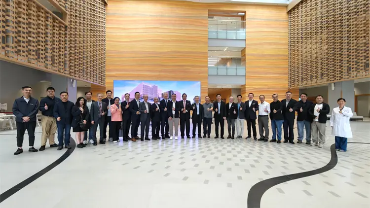 跨界別關注中醫藥聯席會議參觀香港中醫院