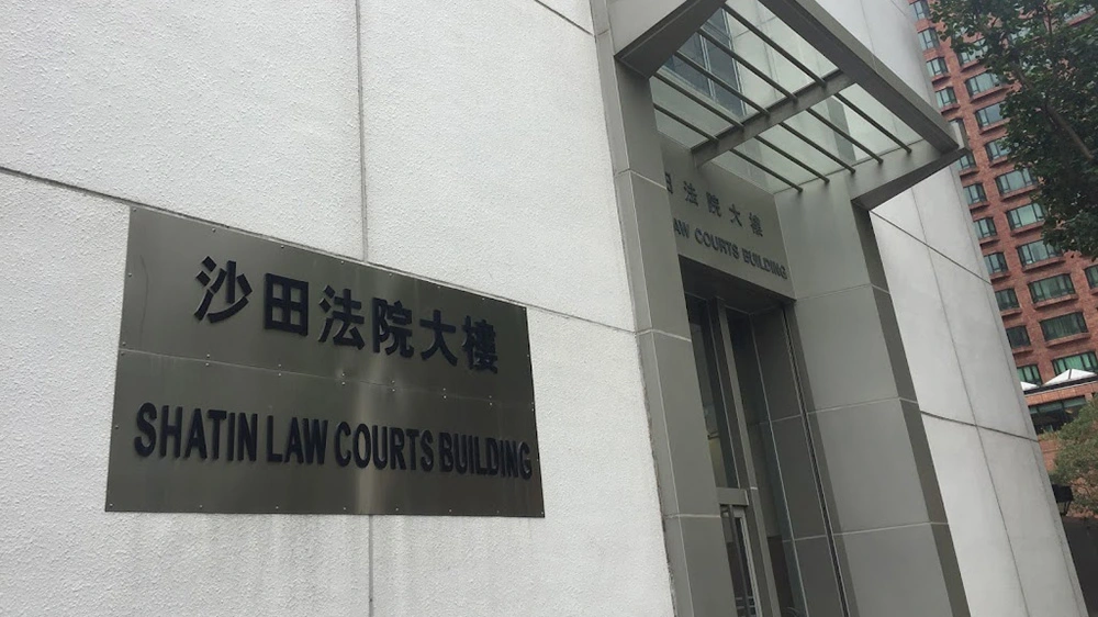 18歲男生校內女廁偷窺拍攝兩女生 認窺淫等罪判12個月感化令