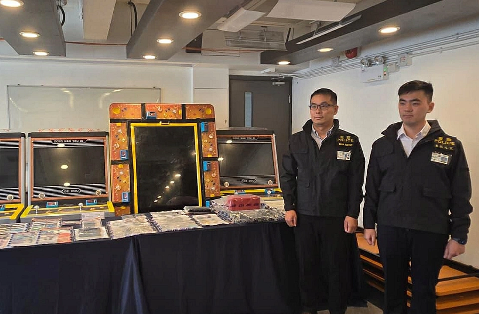 警方北角打擊黑社會團夥 拘18人年紀最少僅14歲