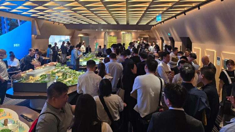 【港樓】新世界柏傲莊III單日標售逾50伙 套現逾12.8億港元