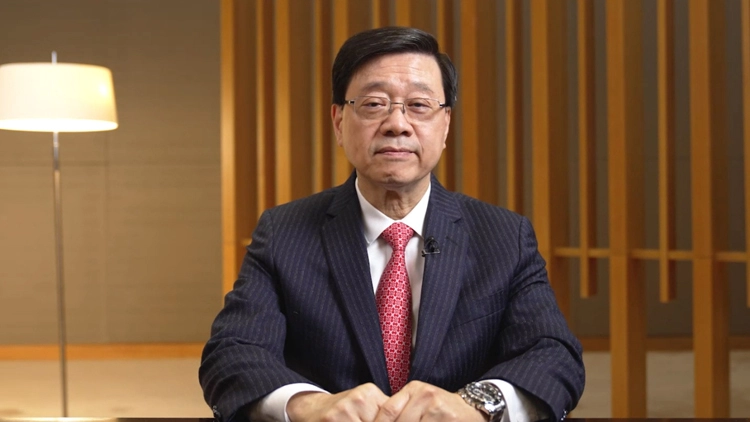 李家超 逾500家公司排隊上市