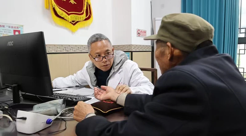 皖歙縣衛健委：新安醫學融文旅 中醫服務惠城鄉