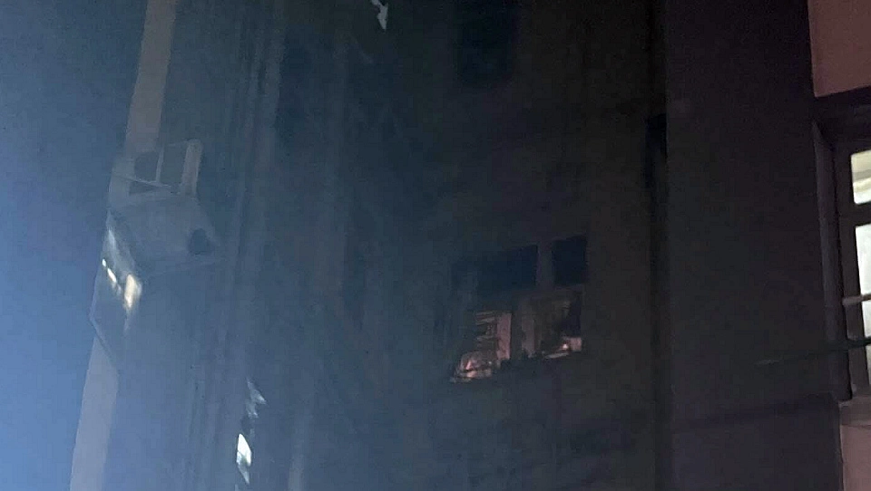 紅磡崇潔街住宅冒煙 逾百居民疏散無人傷