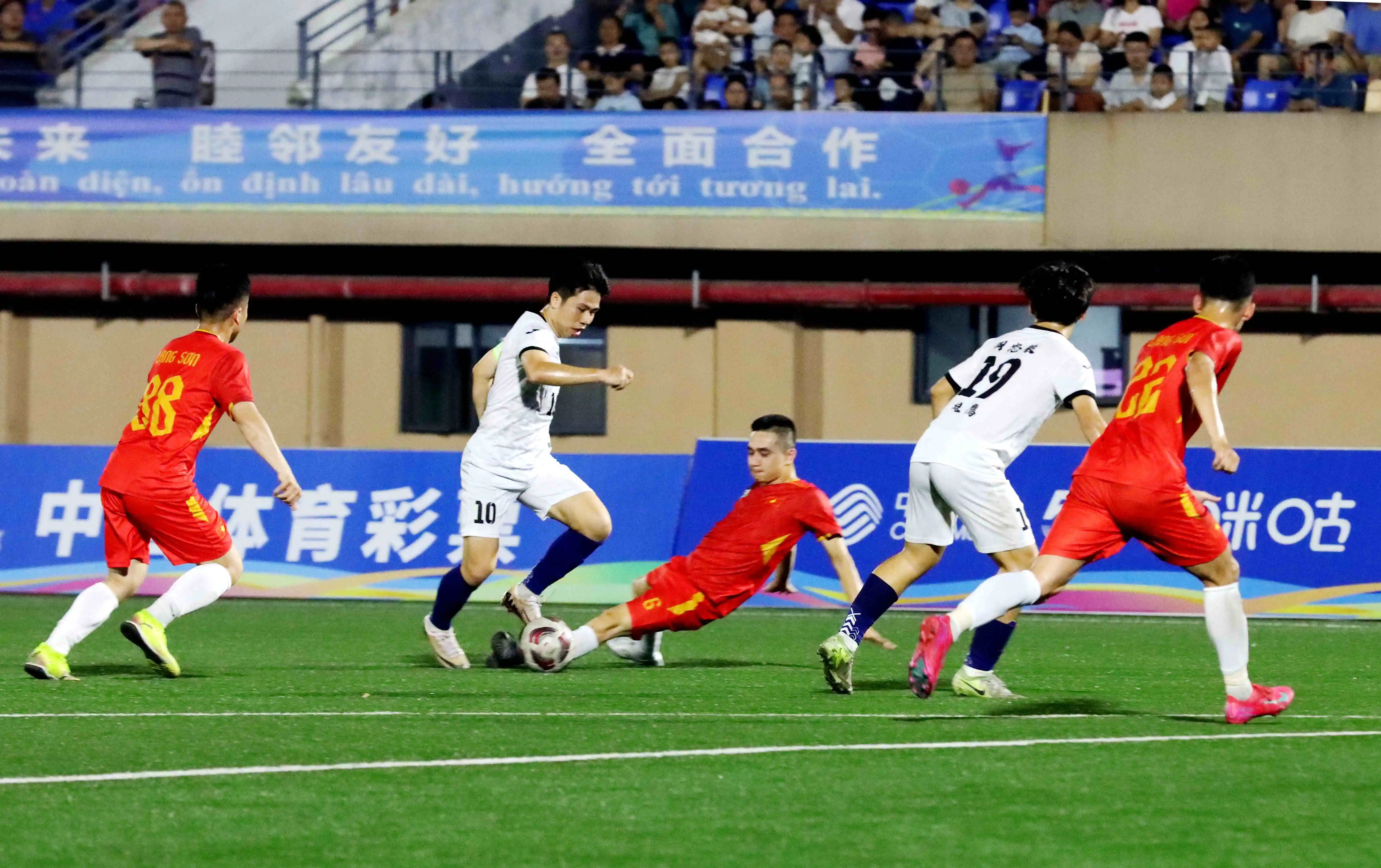 桂憑祥：以足球為媒、賽事為橋增進中越鄰里情誼