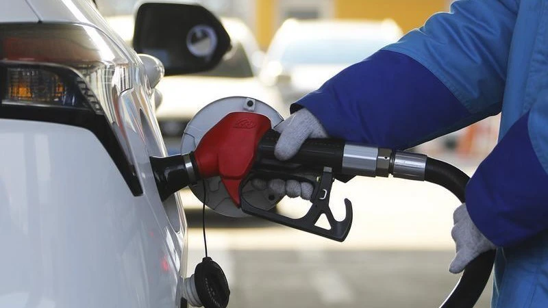 【建評】油價攀升及時紓困 長遠謀劃能源安全